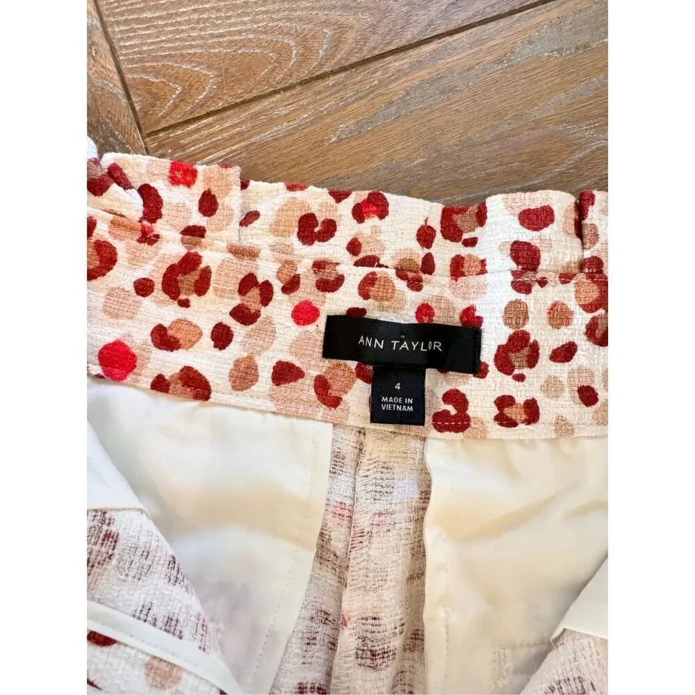 Ann Taylor Leopard Print Shorts Womens Tan Brown Red Size 4 (T1)‎